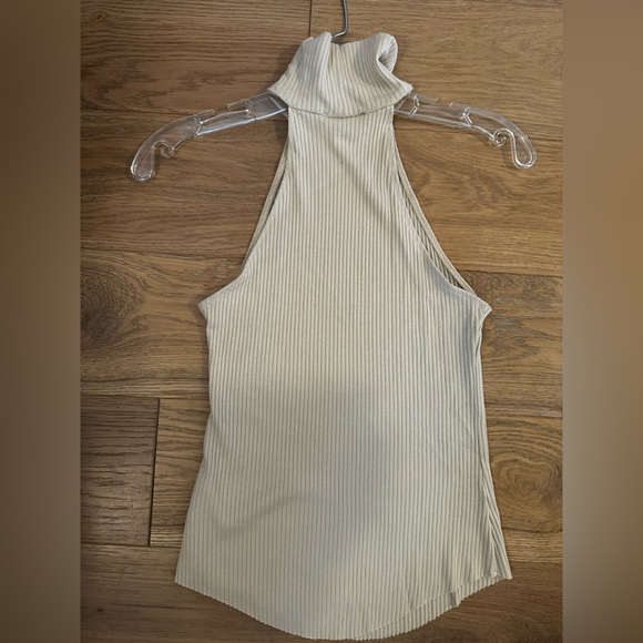 The Range Turtleneck Tank top via Revolve / sz XS - Picture 2 of 4